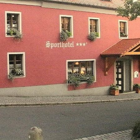 Zur Post Wellness Und Sporthotel Tännesberg Exterior foto